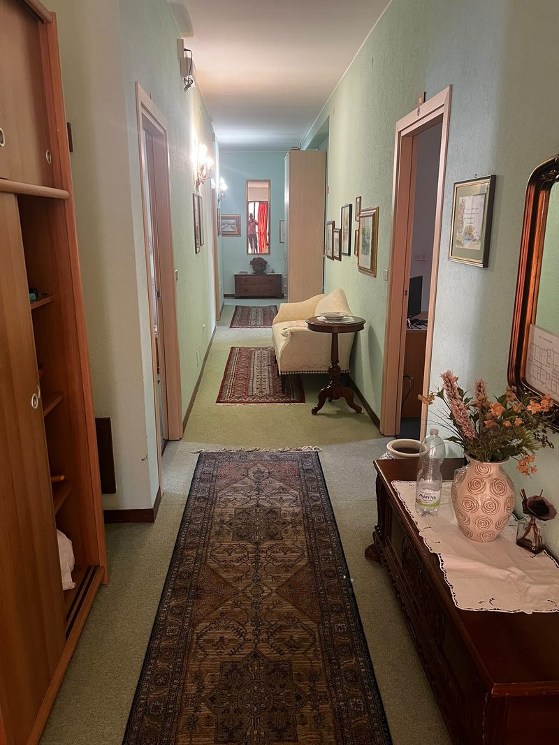 Il corridoio dell'Albergo Milena con la passatoia